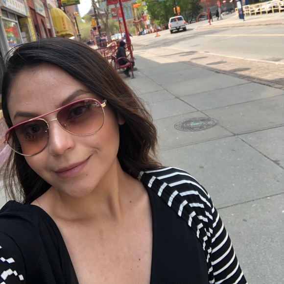 Meet your Posher, Alexa - Picture 1 of 1